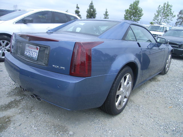 2005 Cadillac XLR #4151