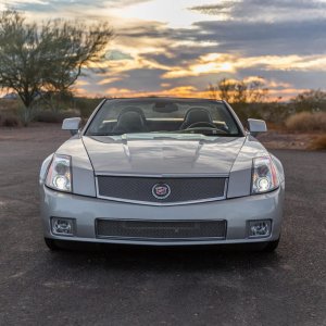 2007 Cadillac XLR-V in Light Platinum