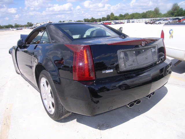 2004 Cadillac XLR #3085