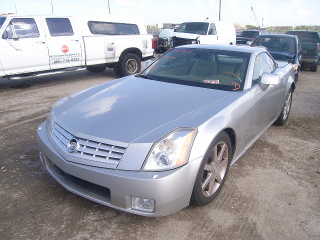 2004 Cadillac XLR #684