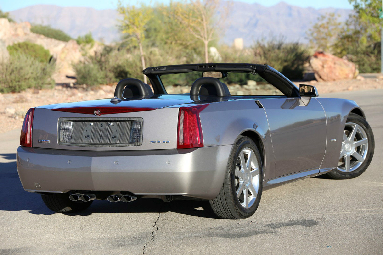 2005 Cadillac XLR - Satin Nickel