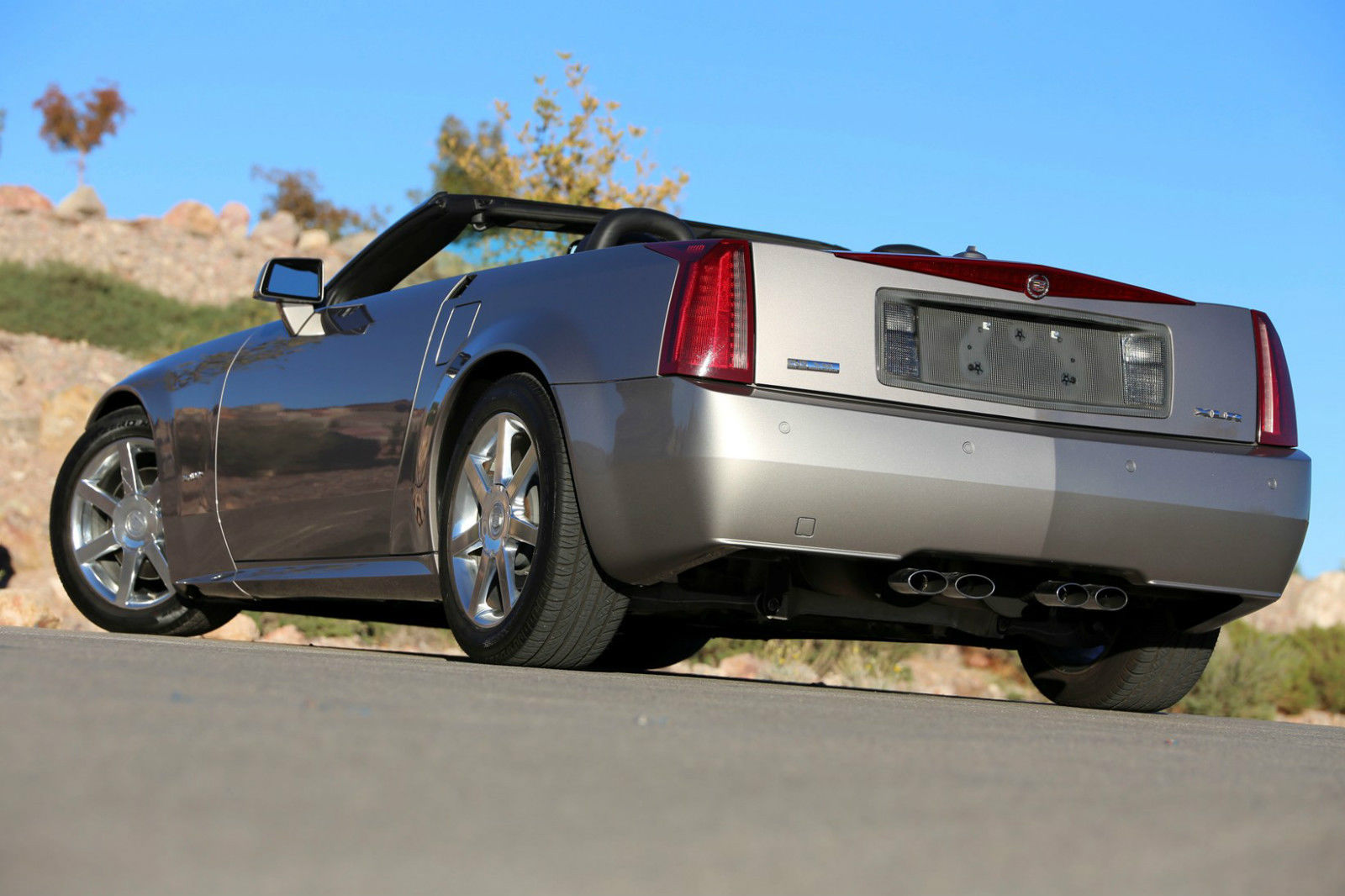 2005 Cadillac XLR - Satin Nickel