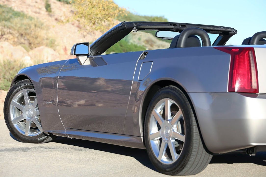 2005 Cadillac XLR - Satin Nickel